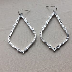 Sophee drop earrings in silver (Large)